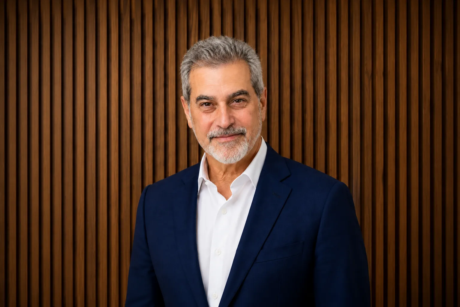 Dr Elliot Lander, MD, FACS